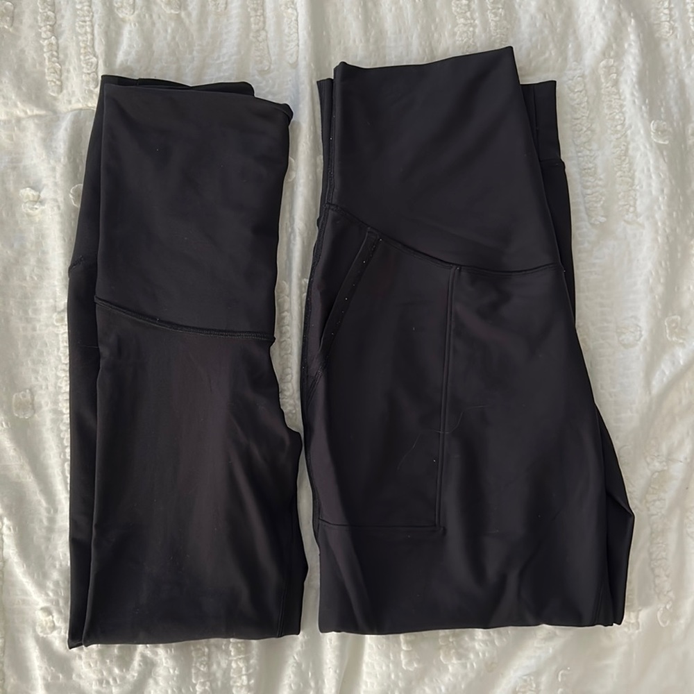 Maternity activewear pants bundle